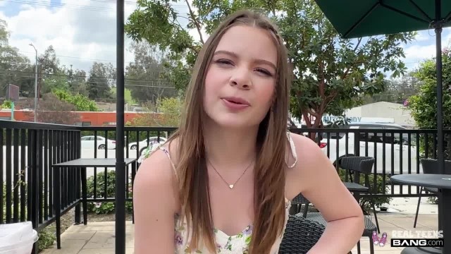 Горячая провинциалка, её нереальное желание удивить незнакомца - #3