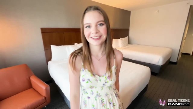 Горячая провинциалка, её нереальное желание удивить незнакомца - #4