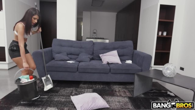 Это же великое счастье попрыгать на члене и получить за это деньги - #1