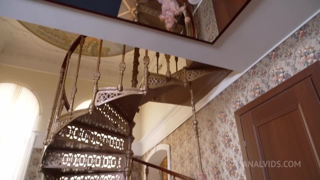 Неистовые сексуальные игры, о которых так мечтала молоденькая блондинка - #2