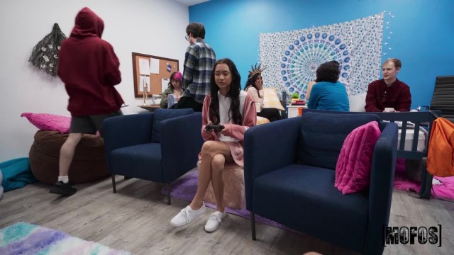 Неистовые, очень сладкие приключения первокурсницы в студенческом общежитии - #4